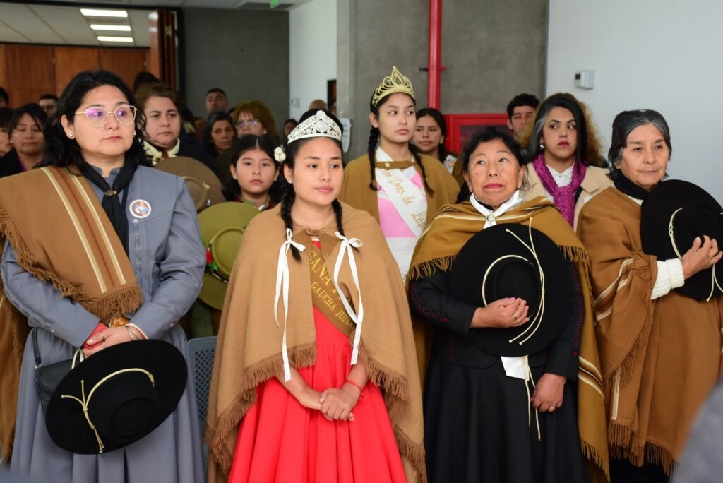 COMUNIDAD DE NIÑOS ESCRITORES HARÁN OBRAS REFERIDAS AL GENERAL ARIAS