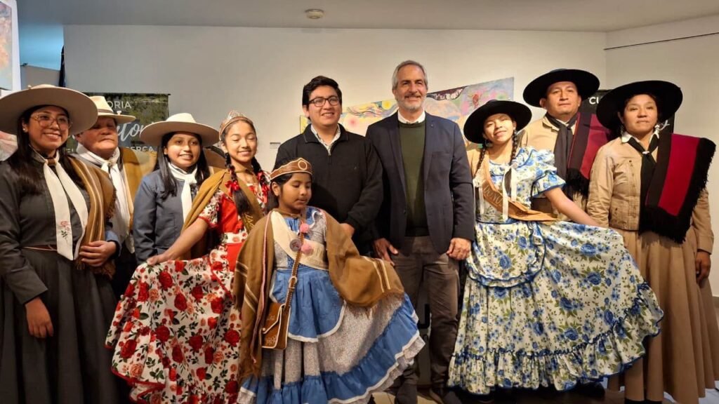PRESENTARON LAS ACTIVIDADES OFICIALES DE LAS FIESTAS PATRONALES EN HONOR A SAN SANTIAGO APÓSTOLO EN LOS PAÑOS Y LOS ALISOS